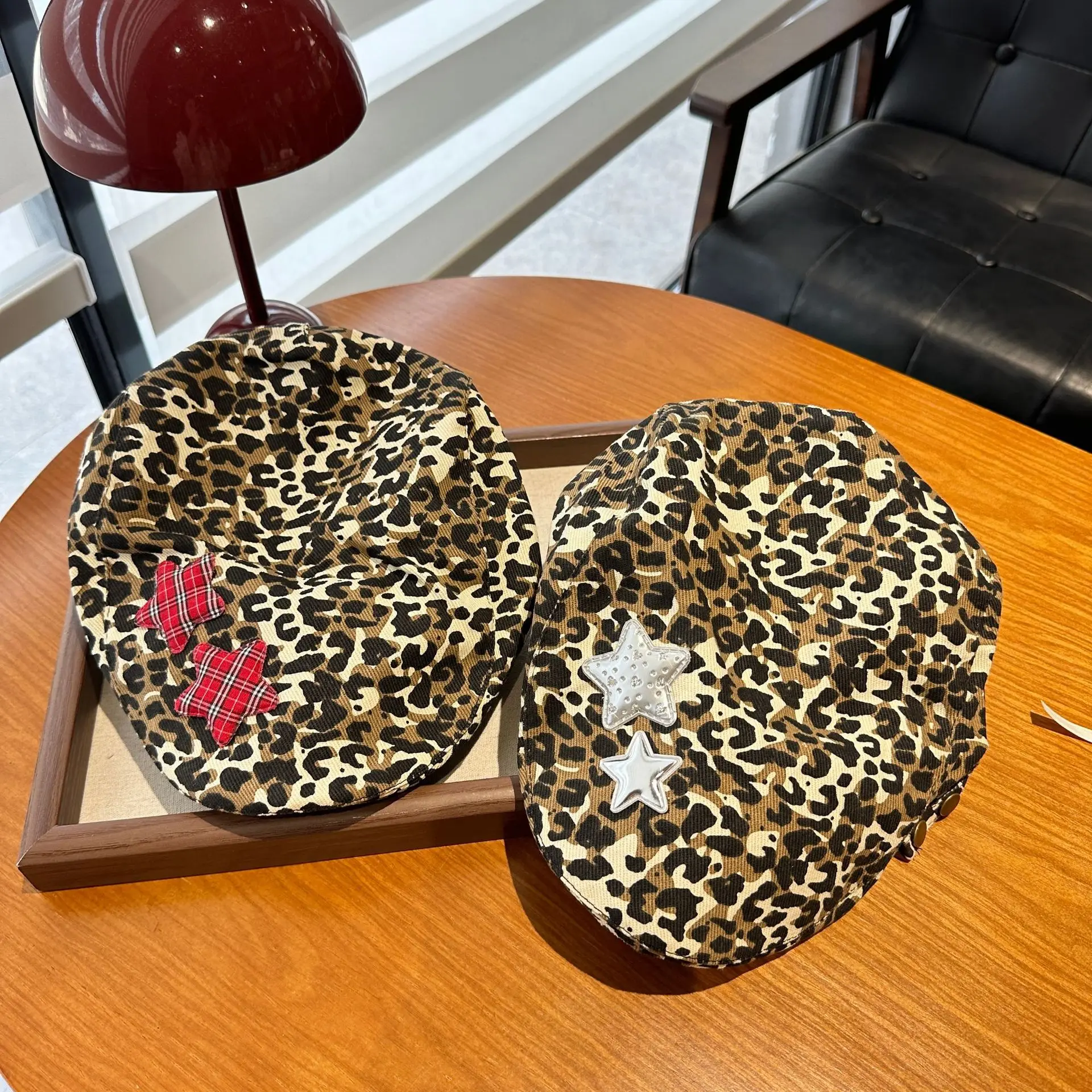 Leopard Print Newsboy Cap for Women Adjustable Vintage Gatsby Style Flat Hat Fashion Casual Beret with Animal Print
Leopard Print Newsboy Cap for Women Adjustable Vintage Gatsby Style Flat Hat Fashion Casual Beret with Animal Print
