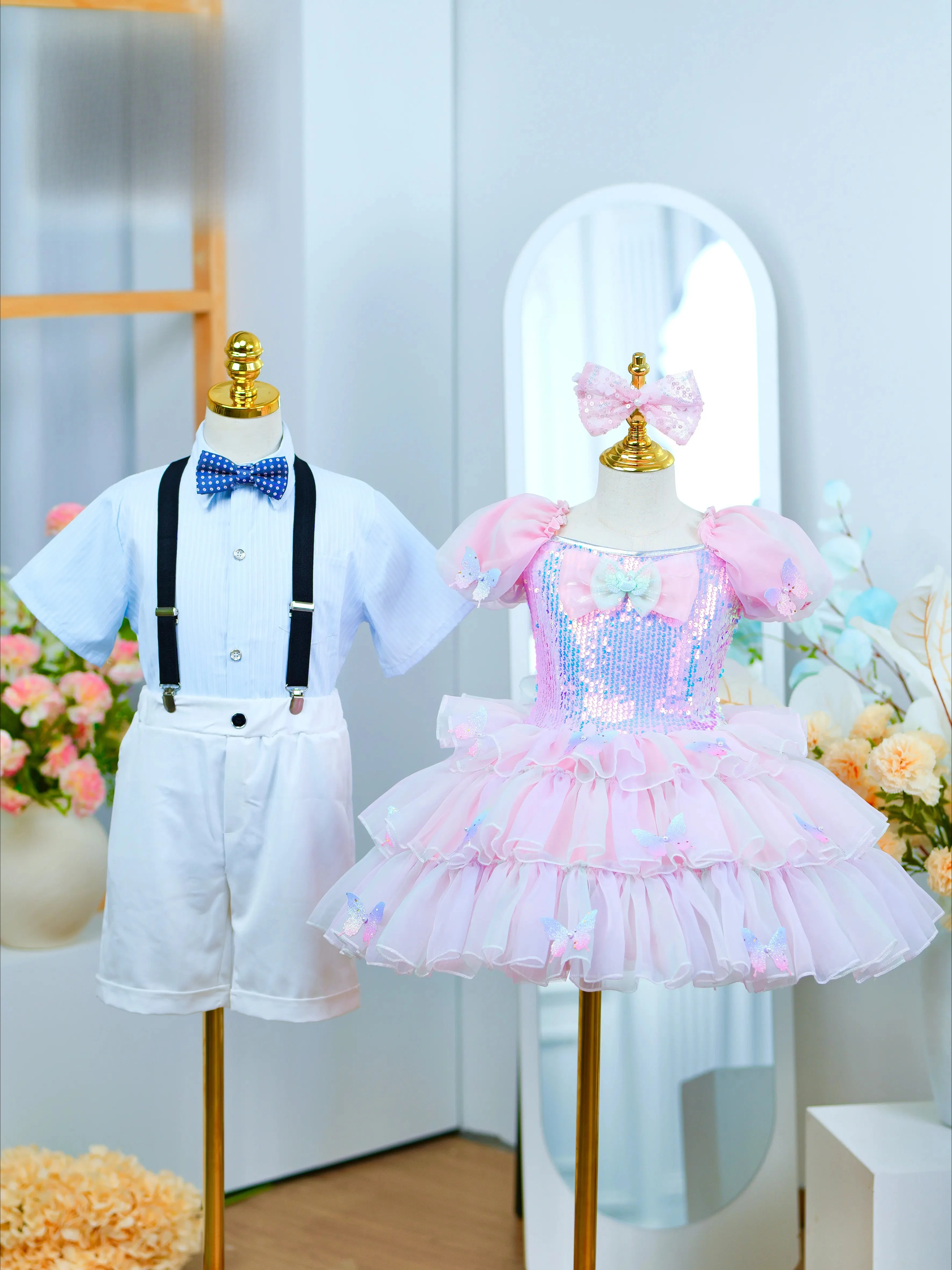 Children's Cute Princess Dress Ballet Dress Girls Cake Dress Sequined Colorful Dance Tutu
Children's Cute Princess Dress Ballet Dress Girls Cake Dress Sequined Colorful Dance Tutu