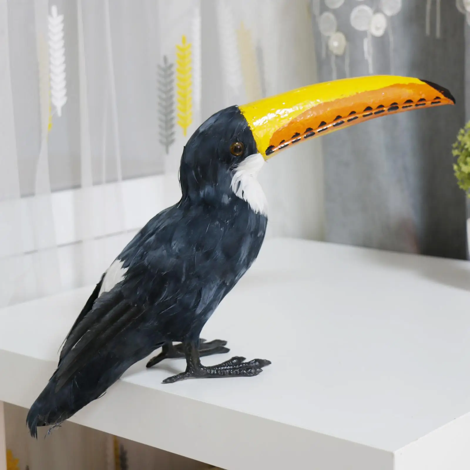 Animated Toucan Bird Figurines Garden Statue Foam Bird Craft Outdoor Lawn Porch Jungle Ornaments
Animated Toucan Bird Figurines Garden Statue Foam Bird Craft Outdoor Lawn Porch Jungle Ornaments
