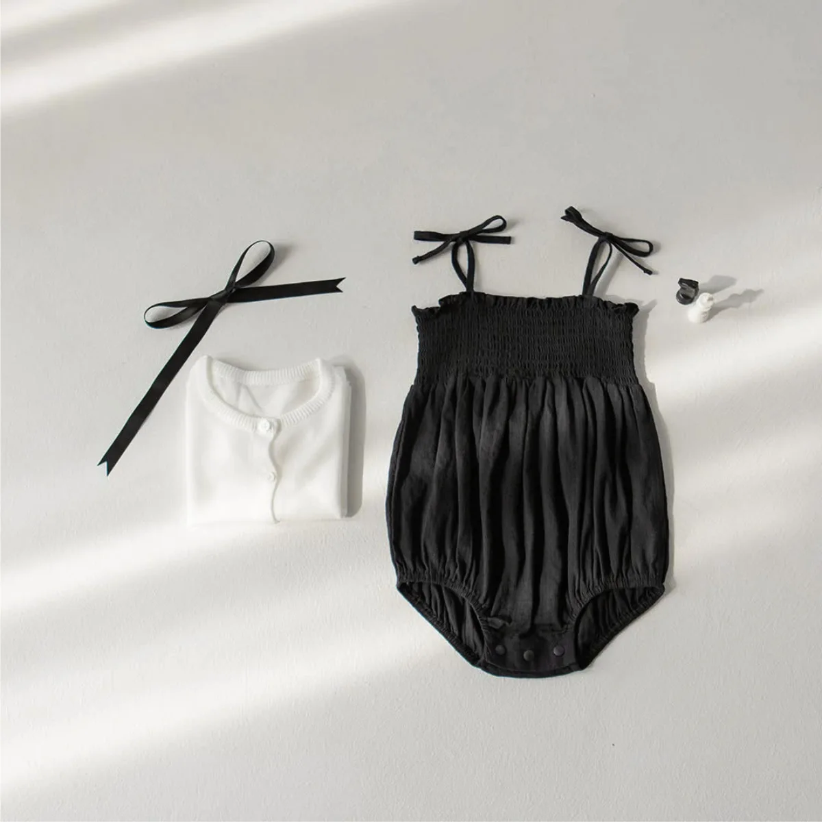 2025 Summer New Baby Girl Sleeveless Sling Bodysuit Newborn Cute Princess Cotton Jumpsuit For Infant Girl Clothes 0-24M
2025 Summer New Baby Girl Sleeveless Sling Bodysuit Newborn Cute Princess Cotton Jumpsuit For Infant Girl Clothes 0-24M