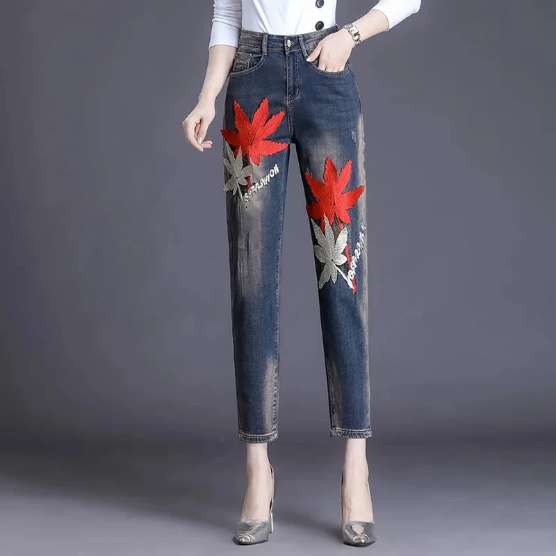 Woman High Waist Pants Embroidery Baggy Jeans Oversize Streetwear Casual Loose Jeans For Women A867
Woman High Waist Pants Embroidery Baggy Jeans Oversize Streetwear Casual Loose Jeans For Women A867