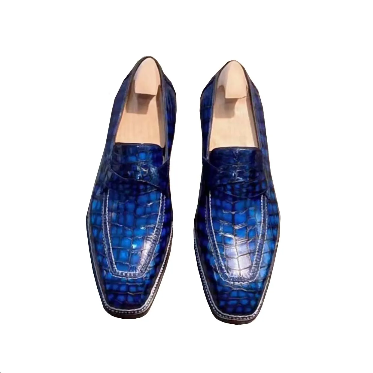 eyuge new men dress shoes male leisure fashion loafers shoes crocodile shoes wedding office business shoes
eyuge new men dress shoes male leisure fashion loafers shoes crocodile shoes wedding office business shoes