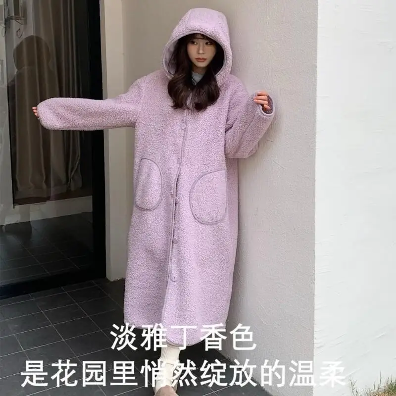 Женский халат, пижама для девочек, зимняя домашняя одежда, осенне-зимняя флисовая домашняя одежда, свободная толстая теплая уютная одежда с капюшоном для ночного белья
Женский халат, пижама для девочек, зимняя домашняя одежда, осенне-зимняя флисовая домашняя одежда, свободная толстая теплая уютная одежда с капюшоном для ночного белья