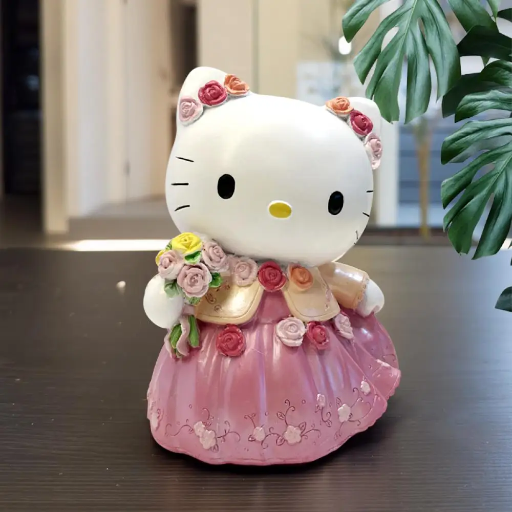 kawaii Sanrio noblewoman Hello Kitty Piggy bank Desktop ornament Rose bouquet model Cartoon Anime periphery girl Holiday gifts
kawaii Sanrio noblewoman Hello Kitty Piggy bank Desktop ornament Rose bouquet model Cartoon Anime periphery girl Holiday gifts