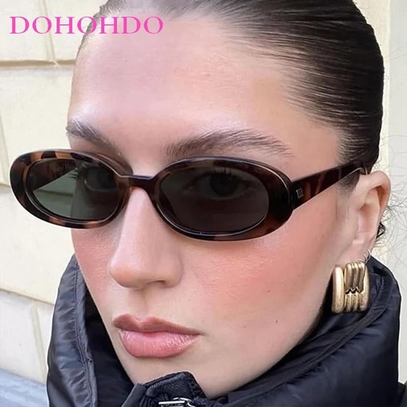 Fashion Sexy Small Frame Oval Rice Nail Decorate Women Sunglasses Designer Brand Men Sunglass Summer Travel Drive Eyewear UV400
Fashion Sexy Small Frame Oval Rice Nail Decorate Women Sunglasses Designer Brand Men Sunglass Summer Travel Drive Eyewear UV400