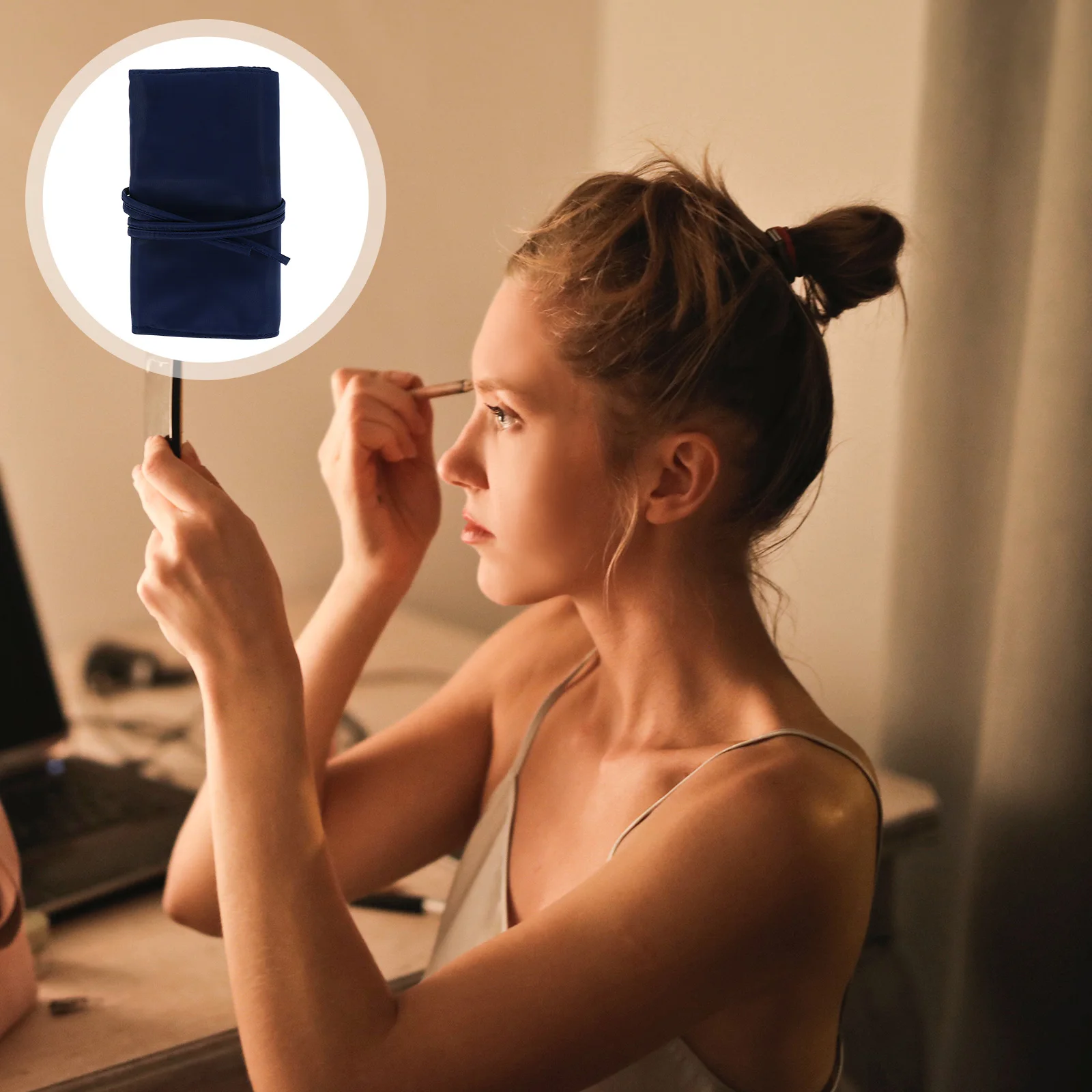 Foldable Makeup Rolling Organizer Portable Travel Brush Case Lightweight Dustproof Cosmetics Brush Bag For Home On-The-Go Easy
Foldable Makeup Rolling Organizer Portable Travel Brush Case Lightweight Dustproof Cosmetics Brush Bag For Home On-The-Go Easy