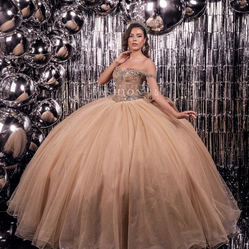 Champagne Shiny Princess Sweet 16 Dress Quinceanera Dresses Applique Beading Crystal Bow Tull Party Birthday Vestidos 15 De Anos
Champagne Shiny Princess Sweet 16 Dress Quinceanera Dresses Applique Beading Crystal Bow Tull Party Birthday Vestidos 15 De Anos