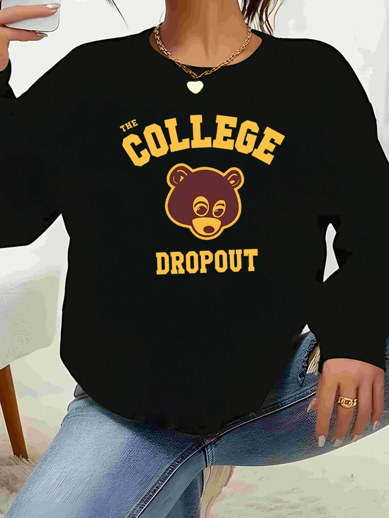 Толстовка с принтом Bear Head College Dropout, повседневная одежда для женщин и девочек
Толстовка с принтом Bear Head College Dropout, повседневная одежда для женщин и девочек