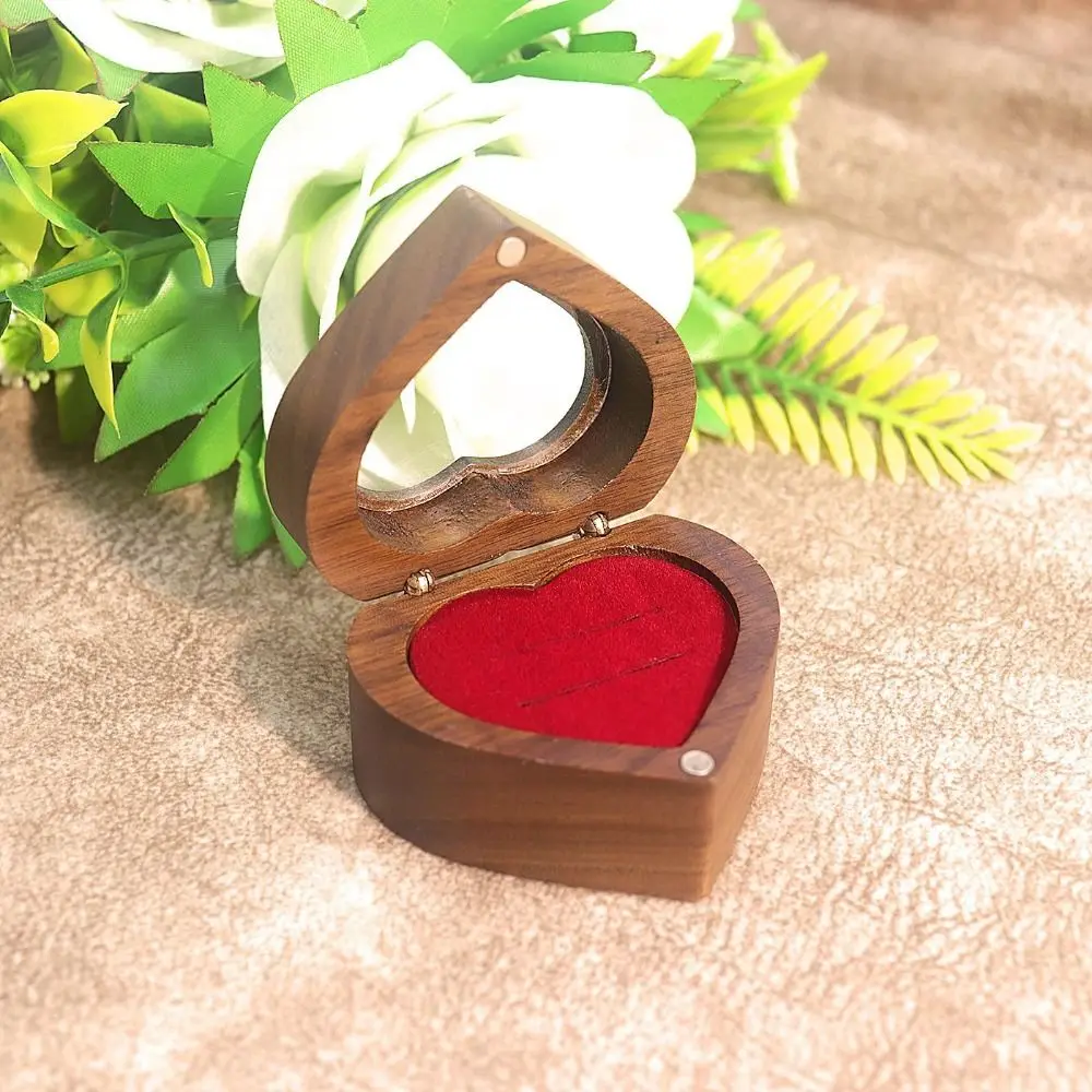 2 Slots Heart Rings Holder Transparent Cover Magnetic Cover Walnut Wood Rings Box Anti-collision Proposal Rings Bearer Box
2 Slots Heart Rings Holder Transparent Cover Magnetic Cover Walnut Wood Rings Box Anti-collision Proposal Rings Bearer Box