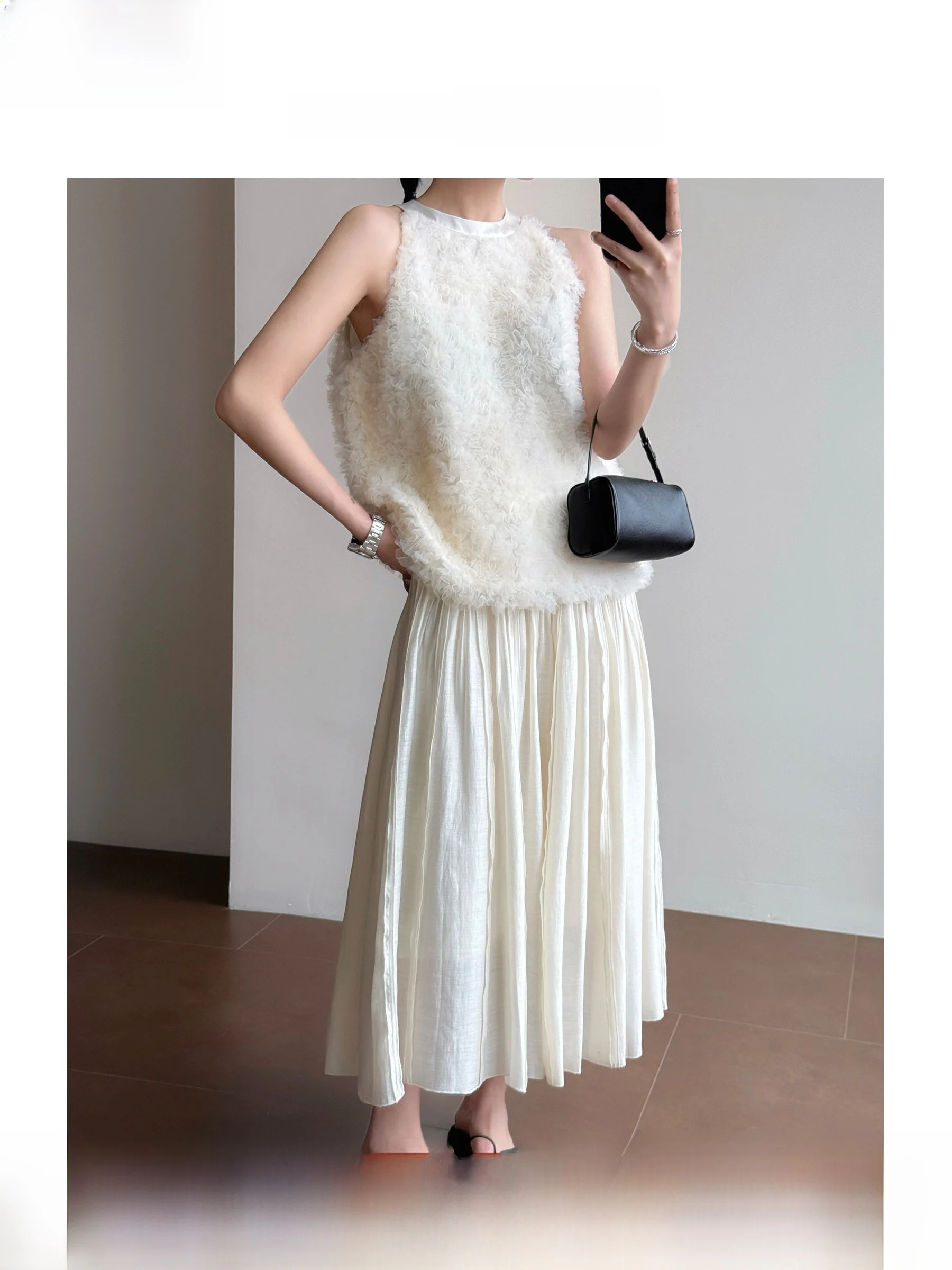 Tasyavan Sexy Shoulder Bared Vest Top with Pleated A-Line Midi Skirt Two Piece Set High Waist Pure Color Spring Fashion
Tasyavan Sexy Shoulder Bared Vest Top with Pleated A-Line Midi Skirt Two Piece Set High Waist Pure Color Spring Fashion