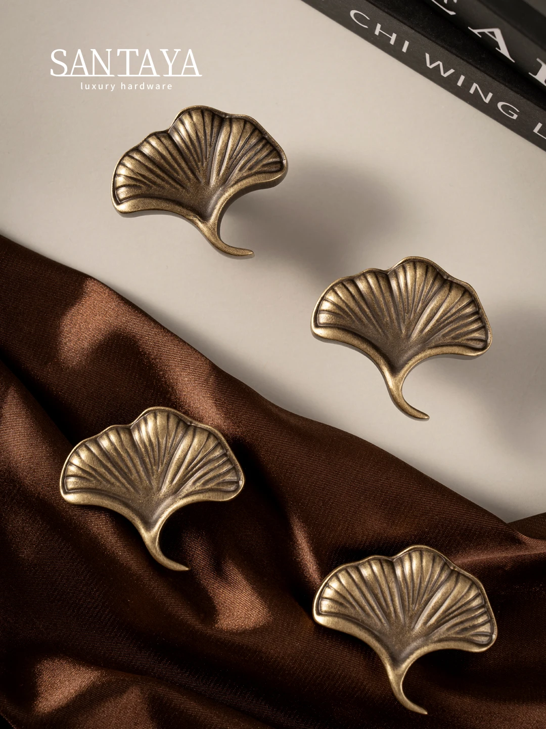 Antique Brass Drawer Knobs Luxury Dresser Drawers Knob Solid Round Handle Single Hole Ginkgo biloba Design kitchen Cabinet Pull
Antique Brass Drawer Knobs Luxury Dresser Drawers Knob Solid Round Handle Single Hole Ginkgo biloba Design kitchen Cabinet Pull