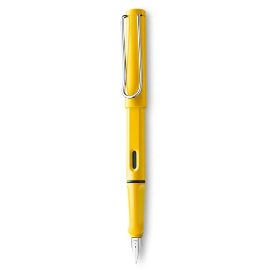 Safari Fountain Pen Yellow Medium Nib L18M
Safari Fountain Pen Yellow Medium Nib L18M
