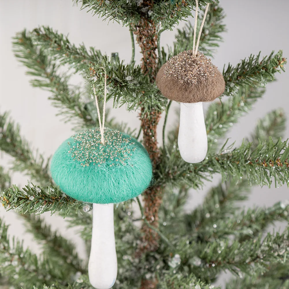 2Pcs/Set Christmas Mushroom Hanging Cute Felt Mushroom Decoration Gift Green and Brown Christmas Tree Decoration
2Pcs/Set Christmas Mushroom Hanging Cute Felt Mushroom Decoration Gift Green and Brown Christmas Tree Decoration