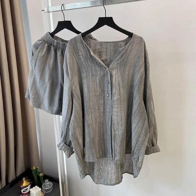 Элегантные комплекты с шортами, рубашки и шорты с длинными рукавами, комплекты из двух предметов, женская одежда, летние осенние костюмы, свободные комплекты брюк в корейском стиле
Элегантные комплекты с шортами, рубашки и шорты с длинными рукавами, комплекты из двух предметов, женская одежда, летние осенние костюмы, свободные комплекты брюк в корейском стиле