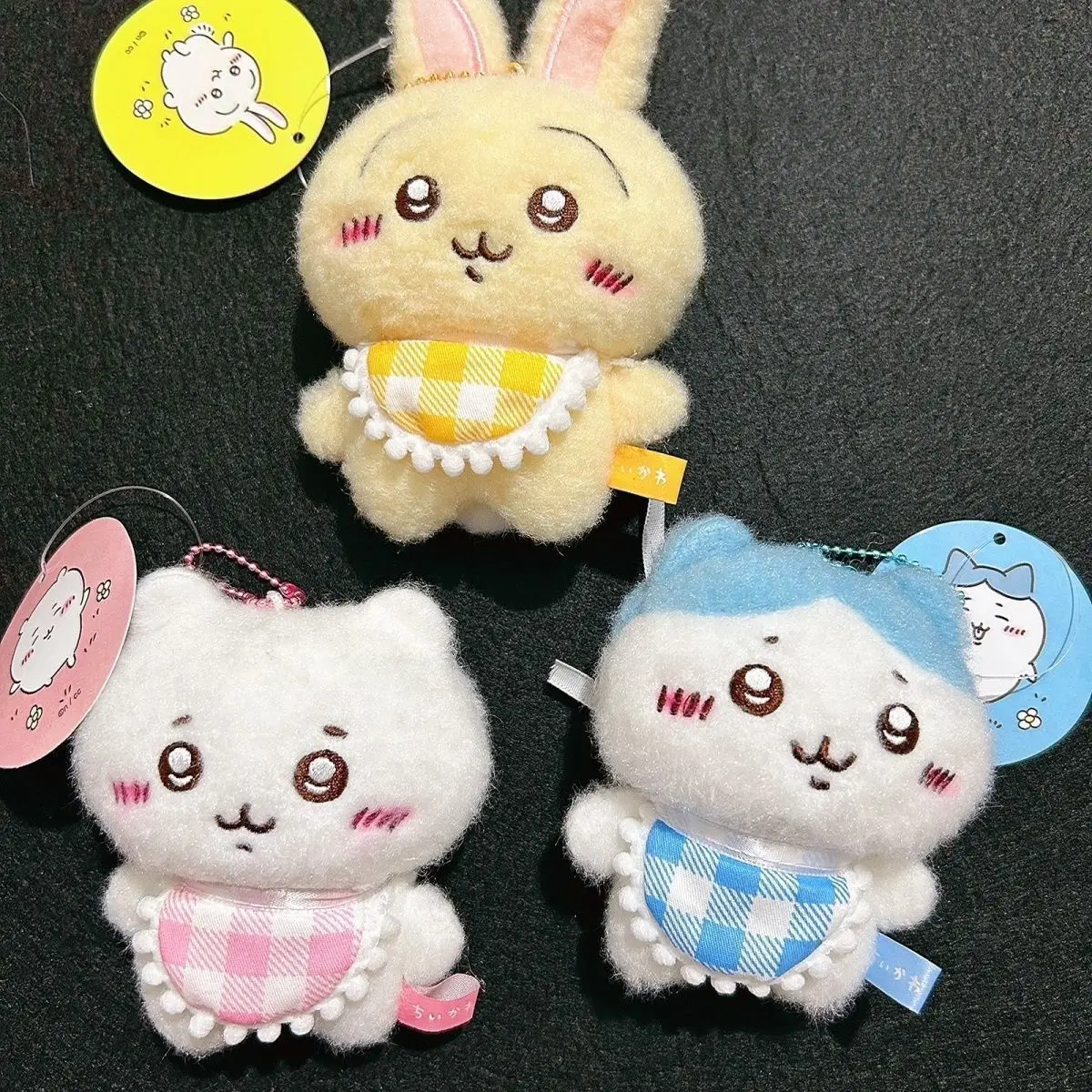 Chikawas Plush Keychain with Apron Cute Usagi Hachiware Soft Stuffed Toy Pendant Kawaii Bag Charm Collectible Anime Gift
Chikawas Plush Keychain with Apron Cute Usagi Hachiware Soft Stuffed Toy Pendant Kawaii Bag Charm Collectible Anime Gift