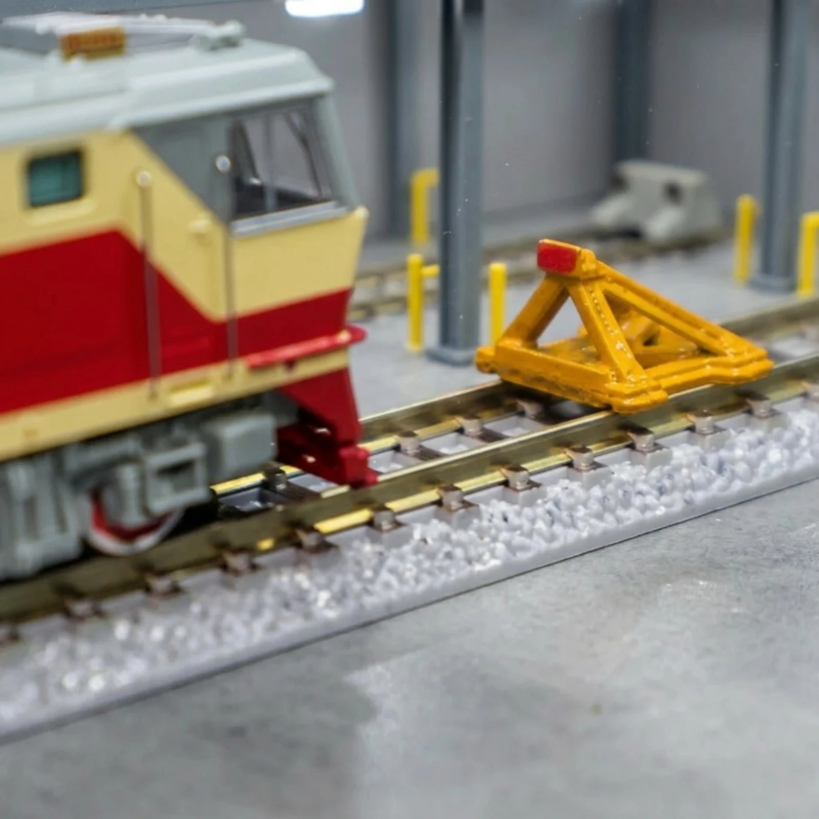 Railway Track Obstruction with Triangular Frame Plastic Track Obstruction Railway Support Block Miniature Scenery Realistic
Railway Track Obstruction with Triangular Frame Plastic Track Obstruction Railway Support Block Miniature Scenery Realistic