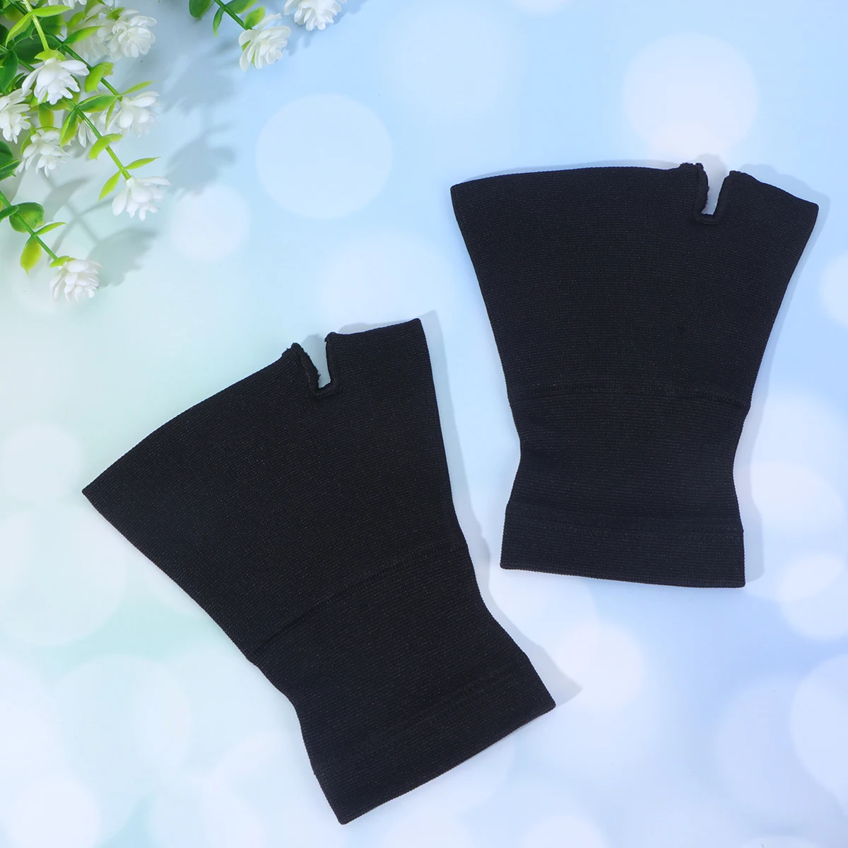 2 Pairs Protector Wrist Protection Gloves Sports Strap Elastic Breathable Wrap Cuff
2 Pairs Protector Wrist Protection Gloves Sports Strap Elastic Breathable Wrap Cuff