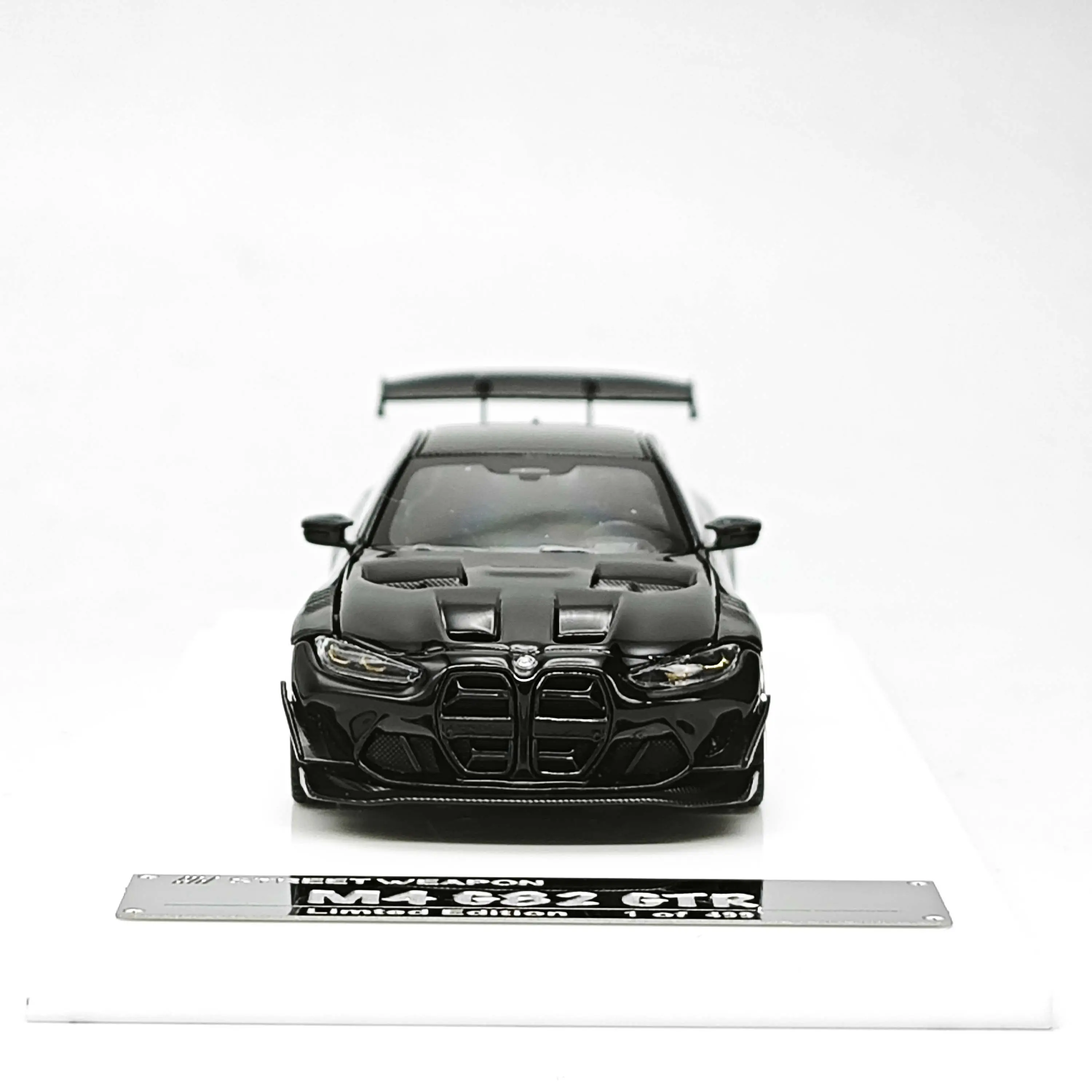 SW 1/64 G82 M4 GTR Widebody Modified BMW Alloy Car Model Ornament Collectible Gift
SW 1/64 G82 M4 GTR Widebody Modified BMW Alloy Car Model Ornament Collectible Gift