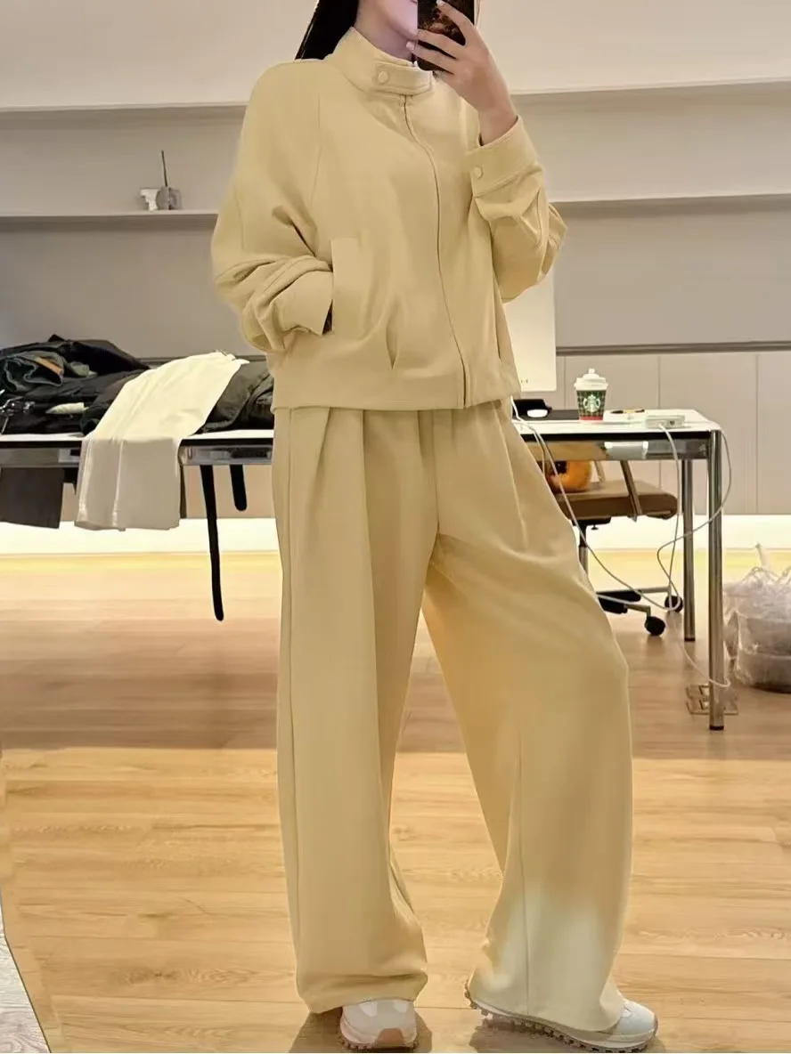 Casual Soft Texture Spring Set High Waist Wide Leg Pants Zipper Short Jacket Loose Fit Breathable Cotton Two-Piece Suit
Casual Soft Texture Spring Set High Waist Wide Leg Pants Zipper Short Jacket Loose Fit Breathable Cotton Two-Piece Suit