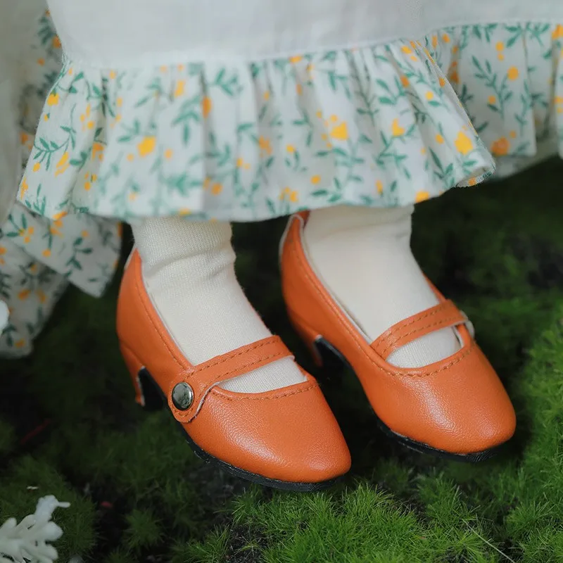 BJD doll shoes suitable for 1/4 size bjd all-match small leather shoes single square toe high heels 1/4 shoes doll accessories
BJD doll shoes suitable for 1/4 size bjd all-match small leather shoes single square toe high heels 1/4 shoes doll accessories