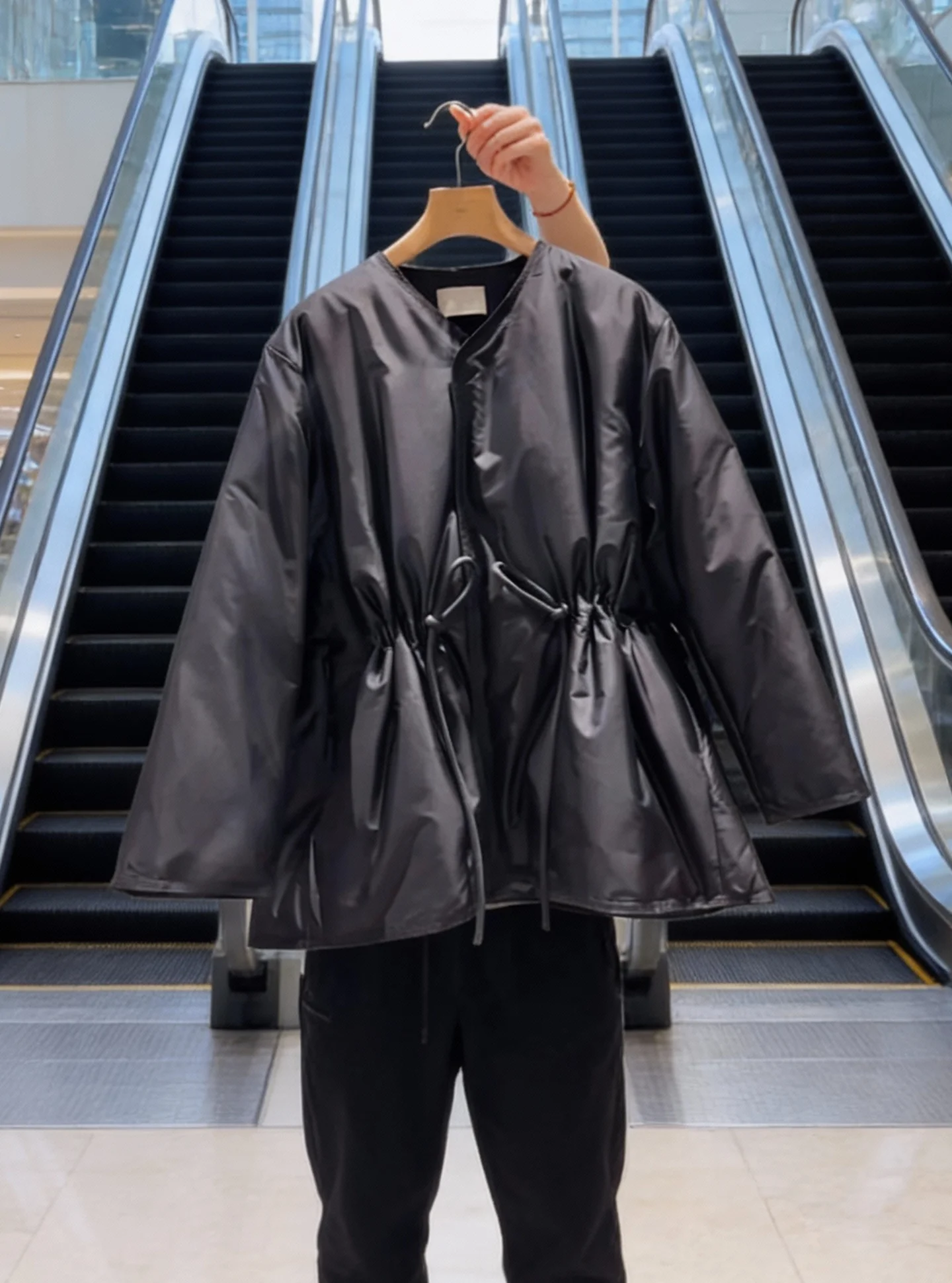 Женская зимняя куртка-пуховик Sli ort, утепленная, свободного кроя, повседневная, на пуху
Женская зимняя куртка-пуховик Sli ort, утепленная, свободного кроя, повседневная, на пуху