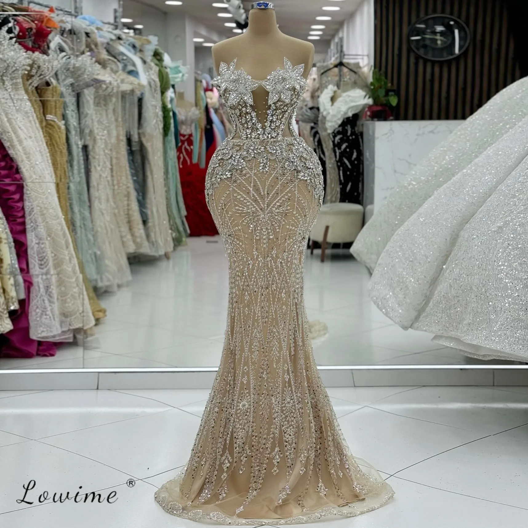 Elegant Champagne Mermaid Formal Evening Dress Sparkling 3D Flower Sequins V Neck Party Dress
Elegant Champagne Mermaid Formal Evening Dress Sparkling 3D Flower Sequins V Neck Party Dress