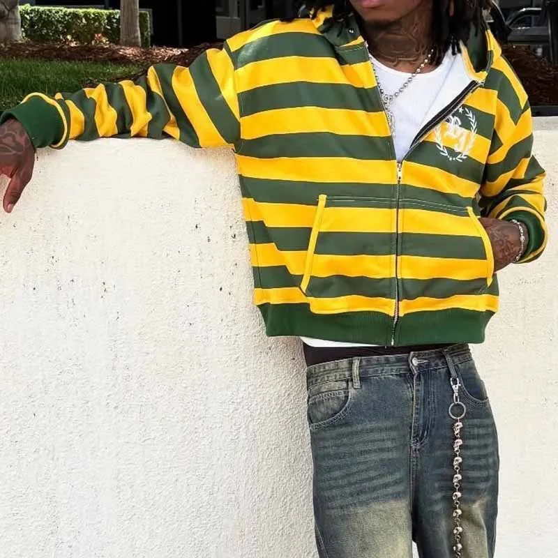 Y2K полосатая толстовка на молнии с вышивкой и застежкой-молнией, новый дизайн, модная мужская уличная одежда в стиле хип-хоп, модная одежда унисекс большого размера
Y2K полосатая толстовка на молнии с вышивкой и застежкой-молнией, новый дизайн, модная мужская уличная одежда в стиле хип-хоп, модная одежда унисекс большого размера