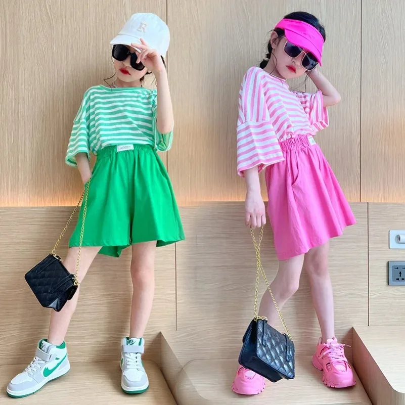 Girls Clothing Sets 2pcs Summer Tracksuit Children Cotton Suit Kids Striped Outfits 10-12T Tees+Shorts Girls Clothes Casual Sets
Girls Clothing Sets 2pcs Summer Tracksuit Children Cotton Suit Kids Striped Outfits 10-12T Tees+Shorts Girls Clothes Casual Sets