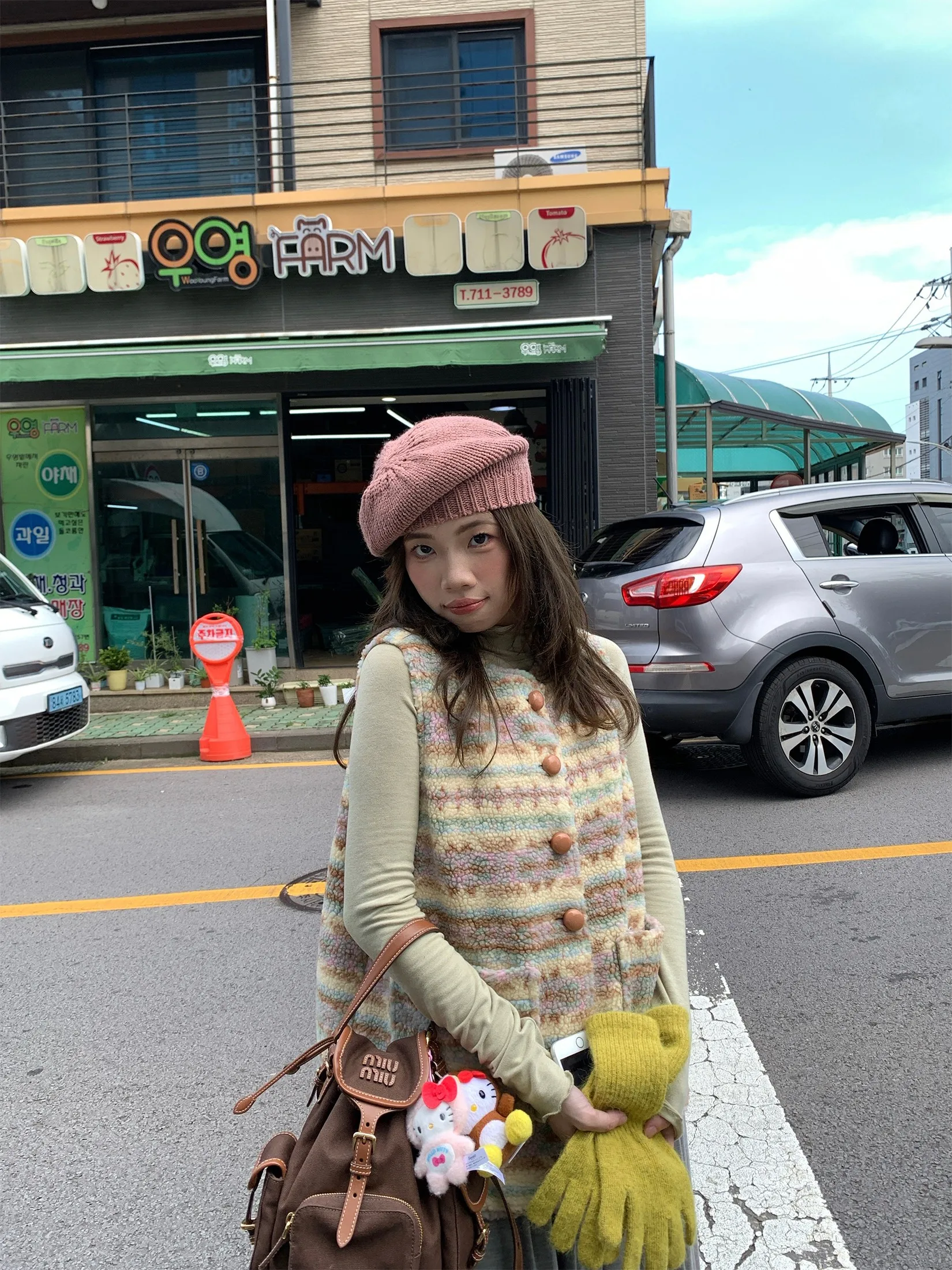 Korean Sle Fair Isle Lamb Fur oulder Pad Vest Commute Sle round Ne Single Button Striped Pattern Women's Vest
Korean Sle Fair Isle Lamb Fur oulder Pad Vest Commute Sle round Ne Single Button Striped Pattern Women's Vest