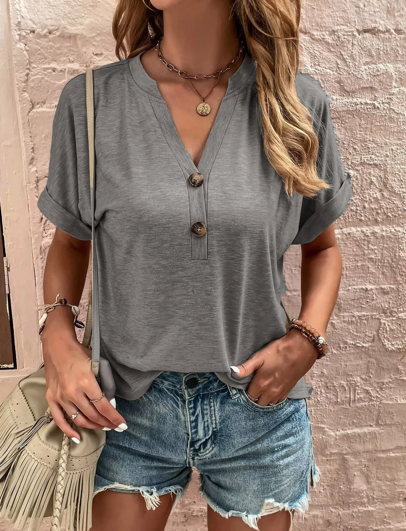 Solid Color Casual Loose T-shirts For Women 2025 Summer Vintage Women's Oversized T-Shirt Short Sleeve Female Tee Streetwear Top
Solid Color Casual Loose T-shirts For Women 2025 Summer Vintage Women's Oversized T-Shirt Short Sleeve Female Tee Streetwear Top