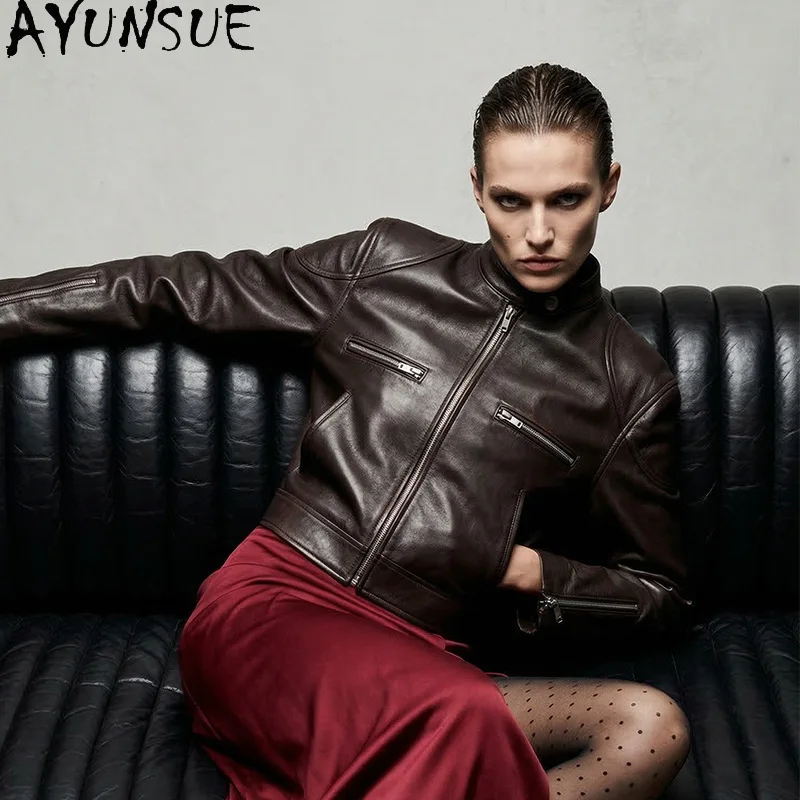 AYUNSUE Women's Real Leather Jackets Short Stand Collar Long Sleeve Tops Fashion Commuting Jacket Woman Clothes Autumn Jaqueta
AYUNSUE Women's Real Leather Jackets Short Stand Collar Long Sleeve Tops Fashion Commuting Jacket Woman Clothes Autumn Jaqueta