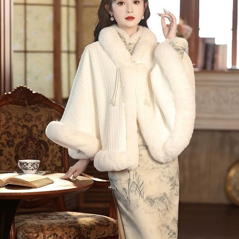 Plus Velvet Thicke Cloak Women's 2026 New Autumn Winter Plush Shawl Cheongsam High-End Loose Warm Shawl Jacket
Plus Velvet Thicke Cloak Women's 2026 New Autumn Winter Plush Shawl Cheongsam High-End Loose Warm Shawl Jacket