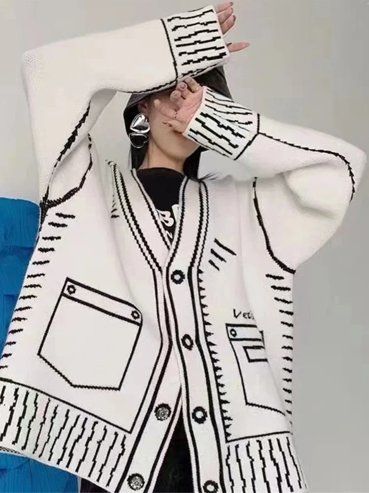 Chicheca Geometric Printed Oversize White Cardigan for Women Autumn Winter Knitted Loose Button V Neck Knitwear Sweater Black
Chicheca Geometric Printed Oversize White Cardigan for Women Autumn Winter Knitted Loose Button V Neck Knitwear Sweater Black