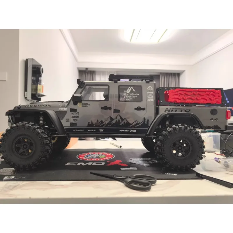 Crossrc EMO X4 масштаб 1/8 4X4 RC Гусеничный автомобиль-реалистичные наклейки на тело/наклейки для модели внедорожного грузовика автомобиля
Crossrc EMO X4 масштаб 1/8 4X4 RC Гусеничный автомобиль-реалистичные наклейки на тело/наклейки для модели внедорожного грузовика автомобиля