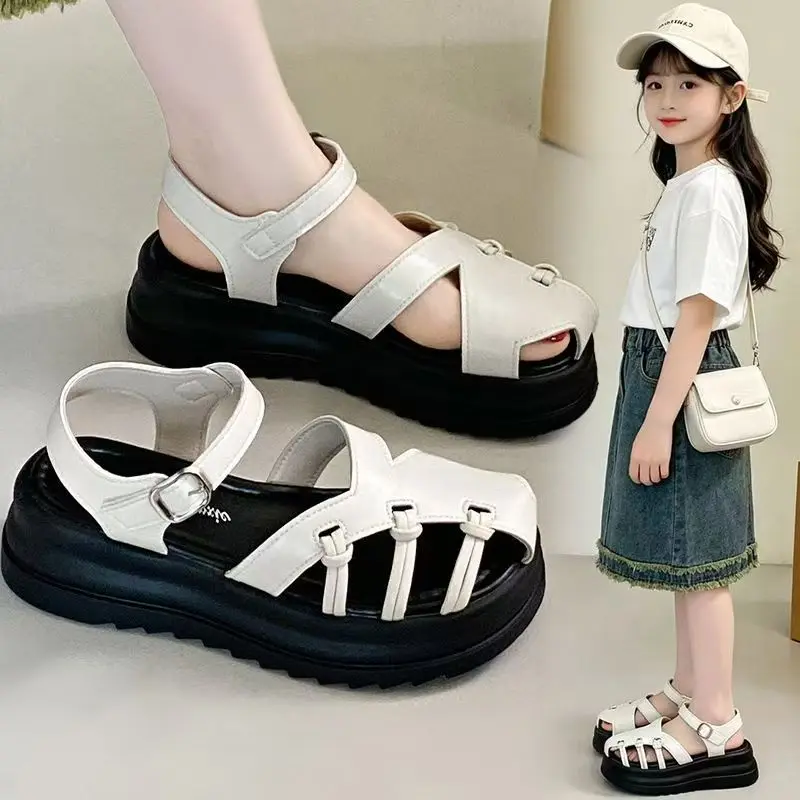 Little Girls Platform Leather Cage Sandals 2026 New Summer Kids Barefoot Beach Shoes Non-slip Simple Retro Vacation Dress Up
Little Girls Platform Leather Cage Sandals 2026 New Summer Kids Barefoot Beach Shoes Non-slip Simple Retro Vacation Dress Up