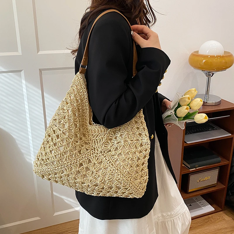 New Simple Versatile Women's Seaside Vacation Straw Woven Bag Fashion Trendy Single Shoulder Tote Storage Bags
New Simple Versatile Women's Seaside Vacation Straw Woven Bag Fashion Trendy Single Shoulder Tote Storage Bags