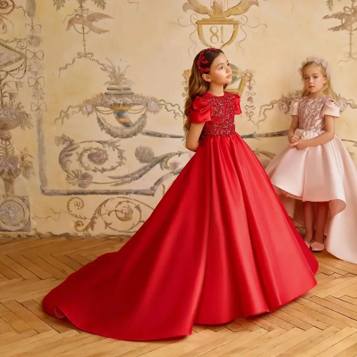Red Flower Girl Dresses for Wedding Satin Sequins Floor Length Girl Gown for Photoshoot First Holy Communion Gowns Customized
Red Flower Girl Dresses for Wedding Satin Sequins Floor Length Girl Gown for Photoshoot First Holy Communion Gowns Customized