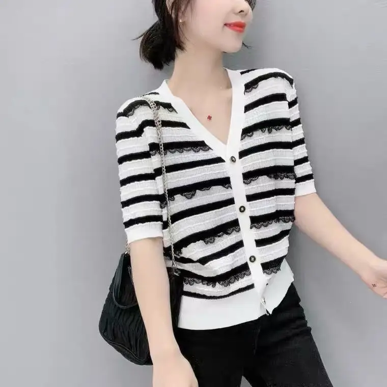 Striped Lace Knit Cardigan Women's V-neck 2022 Summer And Korean Version Versatile Thin Top Versatile
Striped Lace Knit Cardigan Women's V-neck 2022 Summer And Korean Version Versatile Thin Top Versatile