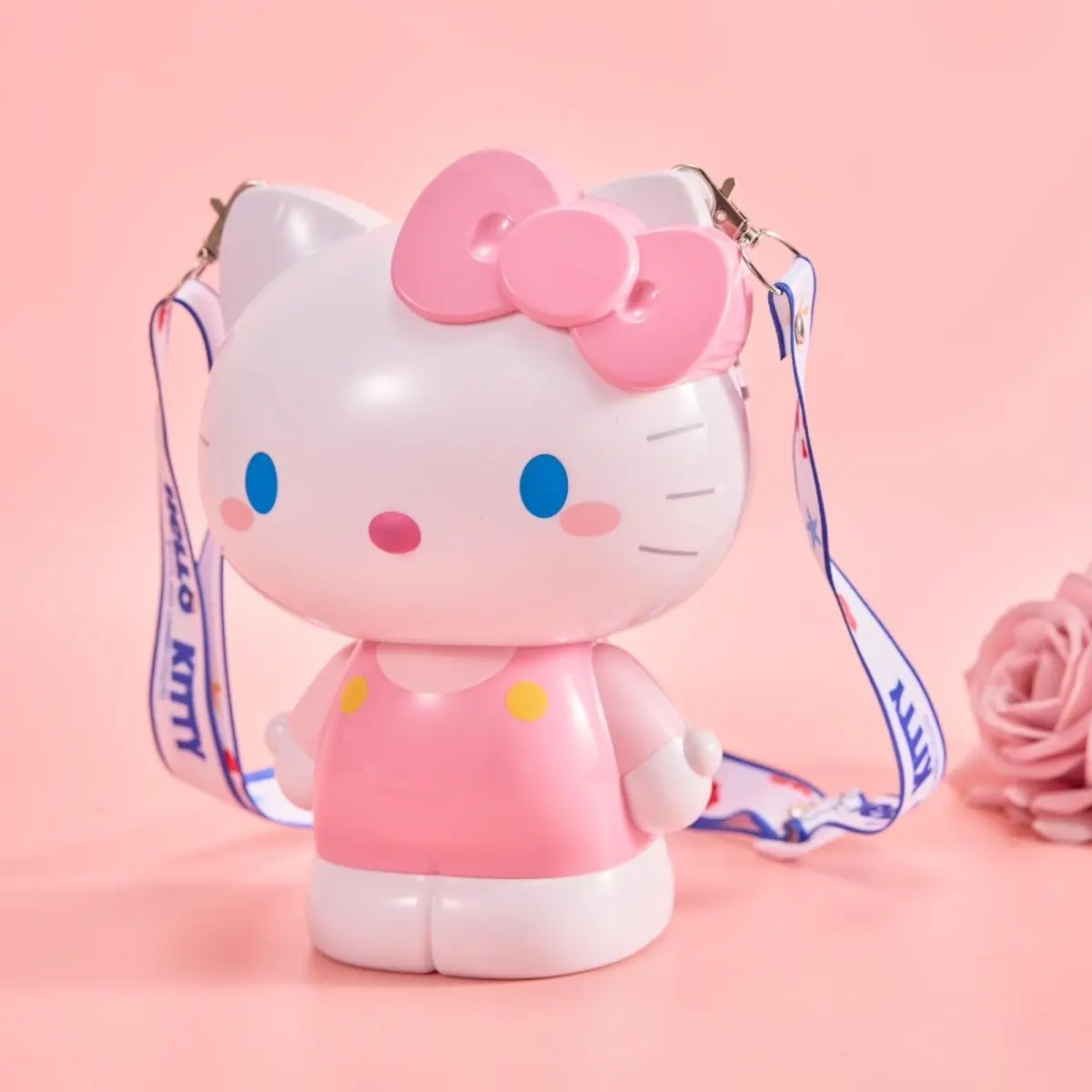 Anime Sanrio Hello Kitty Shaped Water Bottle with Inner Liner Adjustable Strap 900ml Ideal Valentine's Day Gift Kawaii Lovely
Anime Sanrio Hello Kitty Shaped Water Bottle with Inner Liner Adjustable Strap 900ml Ideal Valentine's Day Gift Kawaii Lovely