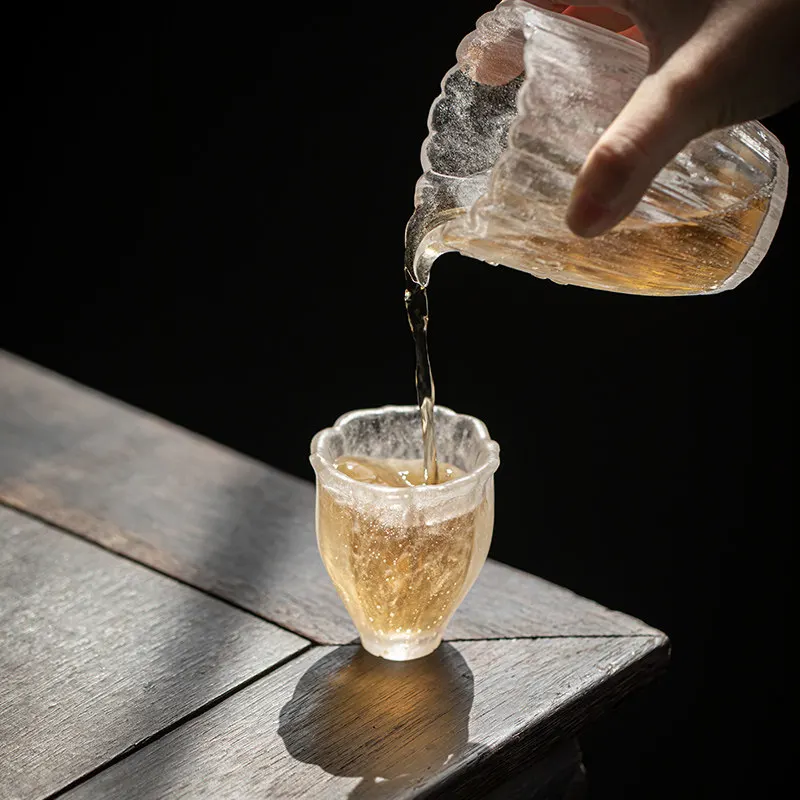 CX Frozen Glazed Kung Fu Teacup Small Master, Single Tea Tasting Cup
CX Frozen Glazed Kung Fu Teacup Small Master, Single Tea Tasting Cup