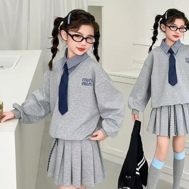 Trendy Pleated Skirt Hoodie Two-piece Set Kawaii Casual Coat Big Children's Fake Lapel Girls' College Trend: Western Style Fur
Trendy Pleated Skirt Hoodie Two-piece Set Kawaii Casual Coat Big Children's Fake Lapel Girls' College Trend: Western Style Fur