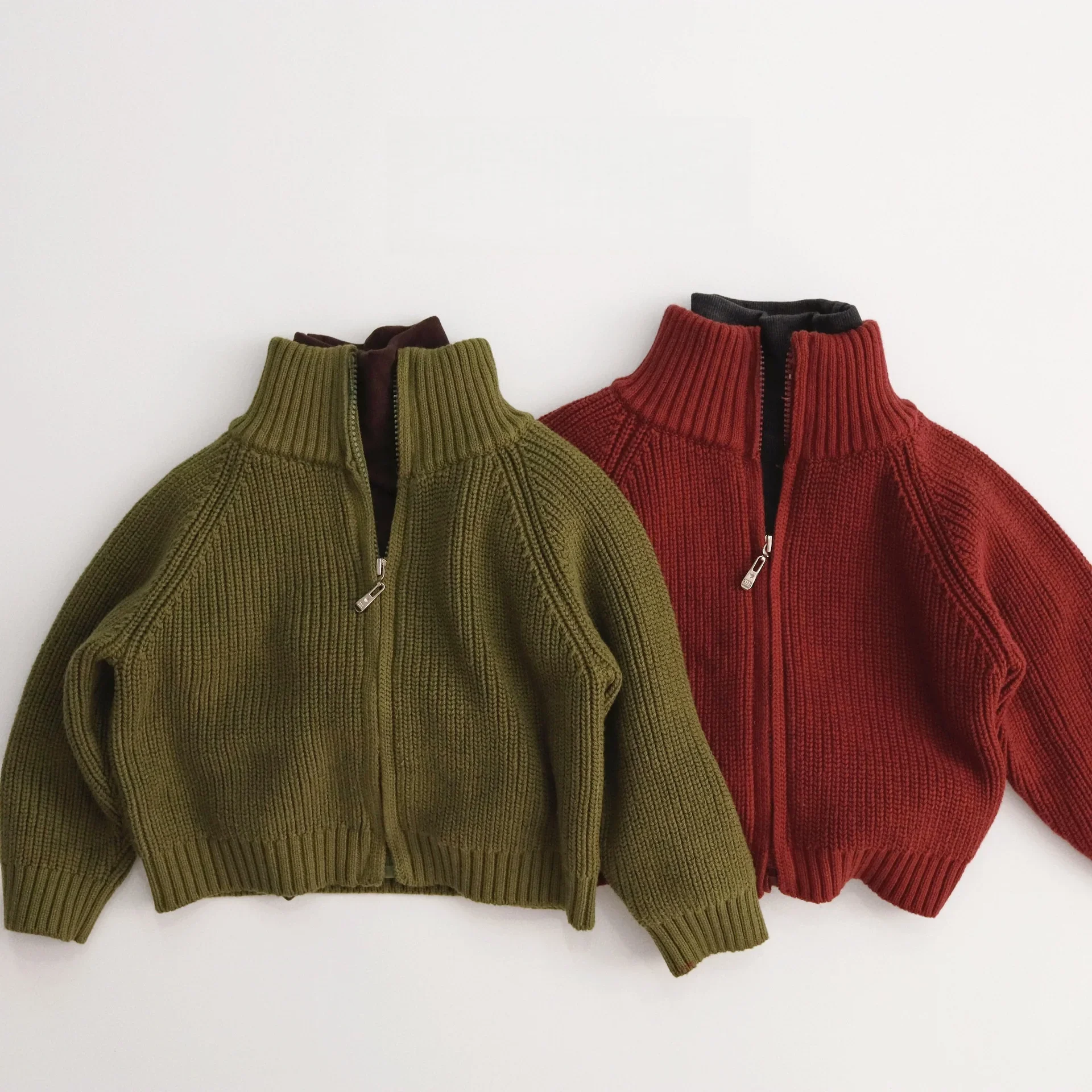 2025 Autumn Winter Kids Knitted Sweater Jacket Zip Stand Collar Cardigan for Boys Girls 1-6Y Casual Warm Children Outerwear
2025 Autumn Winter Kids Knitted Sweater Jacket Zip Stand Collar Cardigan for Boys Girls 1-6Y Casual Warm Children Outerwear