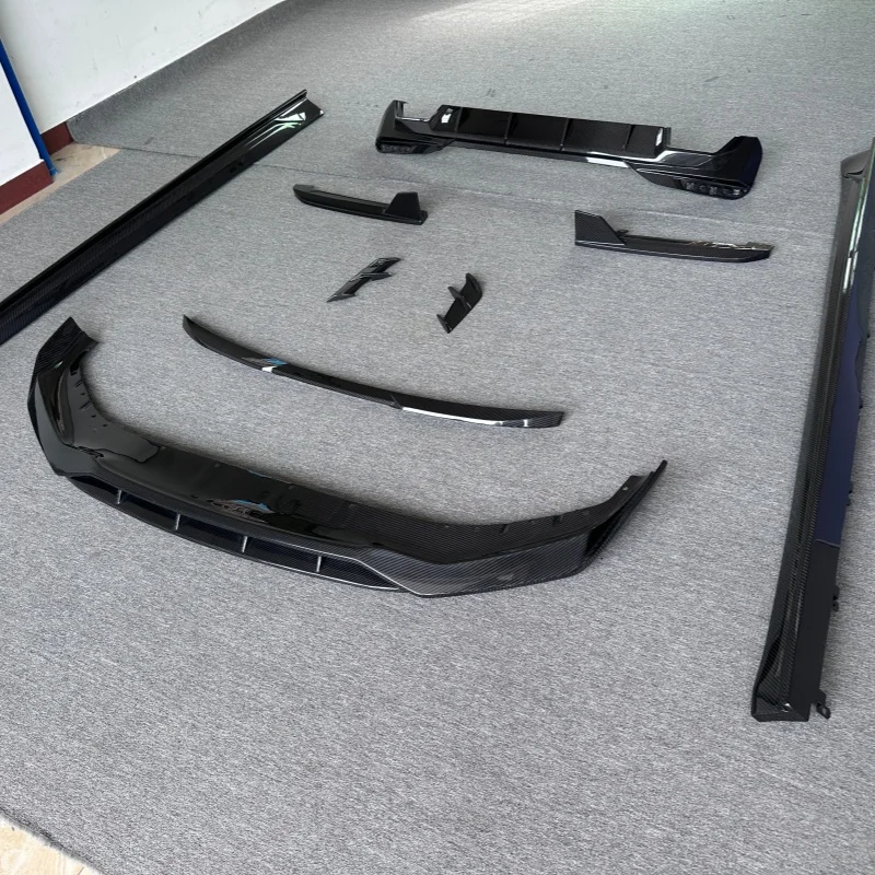 New Design Front Lip Rear Diffuser Rear Spoiler Side Skirt Car Kit for BMW 5 Series Upgraded AD Style Dry Carbon Fiber Body Kit
New Design Front Lip Rear Diffuser Rear Spoiler Side Skirt Car Kit for BMW 5 Series Upgraded AD Style Dry Carbon Fiber Body Kit