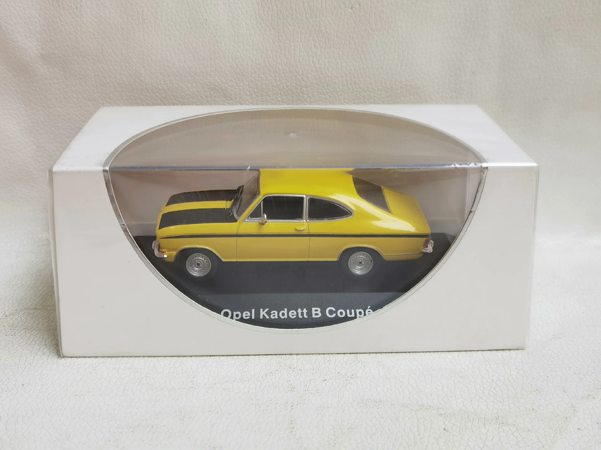 Diecast IXO 1/43 Scale OPEL KADETT B Opel Alloy Car Model Collectible Toy Gift Souvenir Display Ornament
Diecast IXO 1/43 Scale OPEL KADETT B Opel Alloy Car Model Collectible Toy Gift Souvenir Display Ornament
