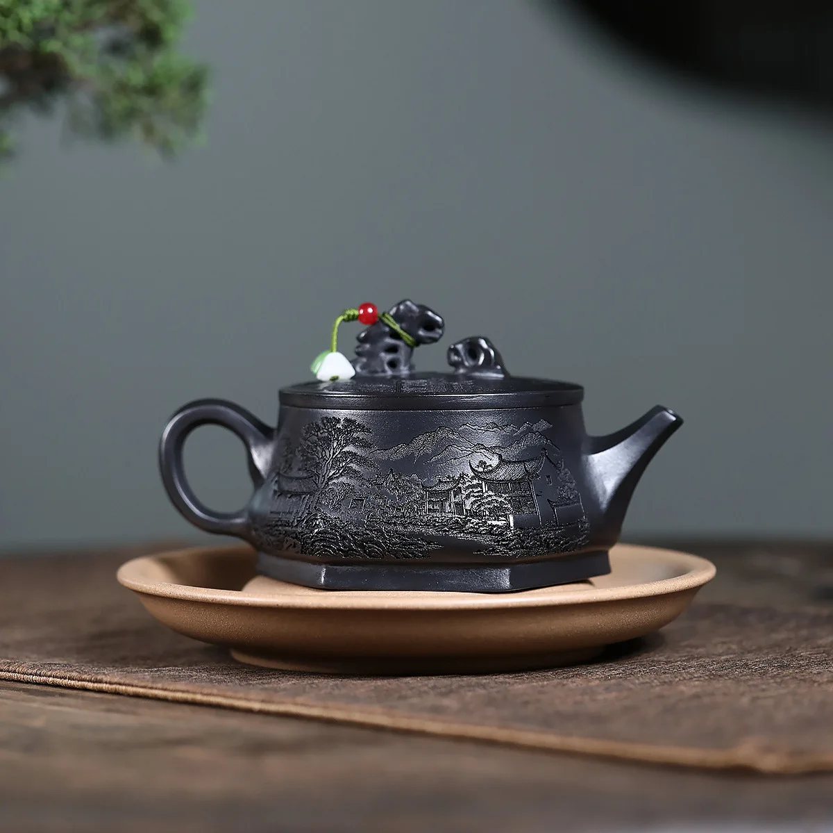 Handmade Yixing Purple Clay Pot Famous Ore High Quality Stone Yellow Mud Full Carved Taihu Lake Boutique Big Mouth 200C
Handmade Yixing Purple Clay Pot Famous Ore High Quality Stone Yellow Mud Full Carved Taihu Lake Boutique Big Mouth 200C