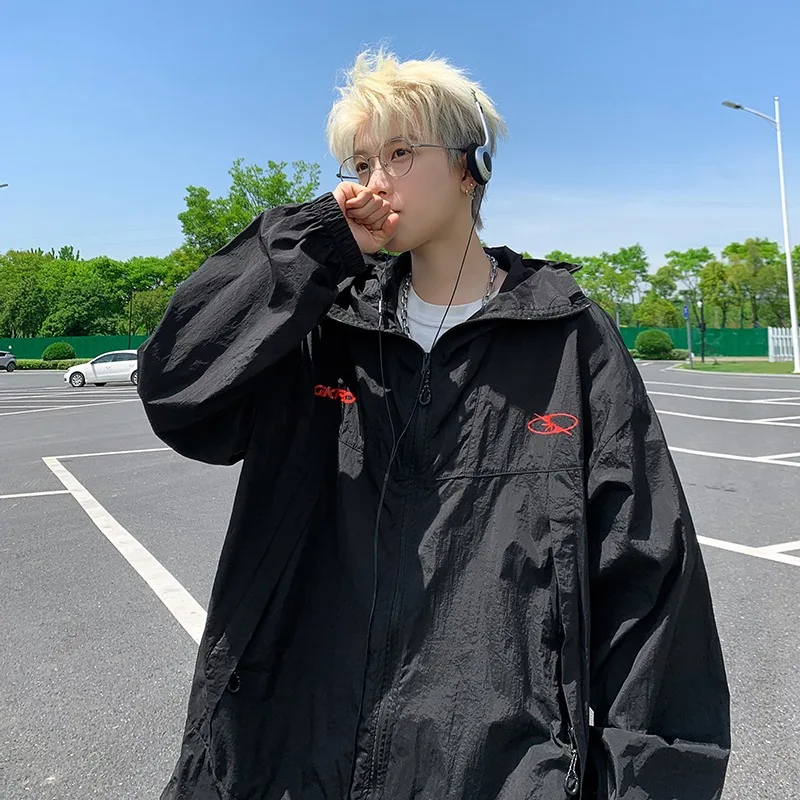 Summer New Leisure Fashion Lightweight Cool Outdoor Function Loose Sunscreen Clothing
Summer New Leisure Fashion Lightweight Cool Outdoor Function Loose Sunscreen Clothing
