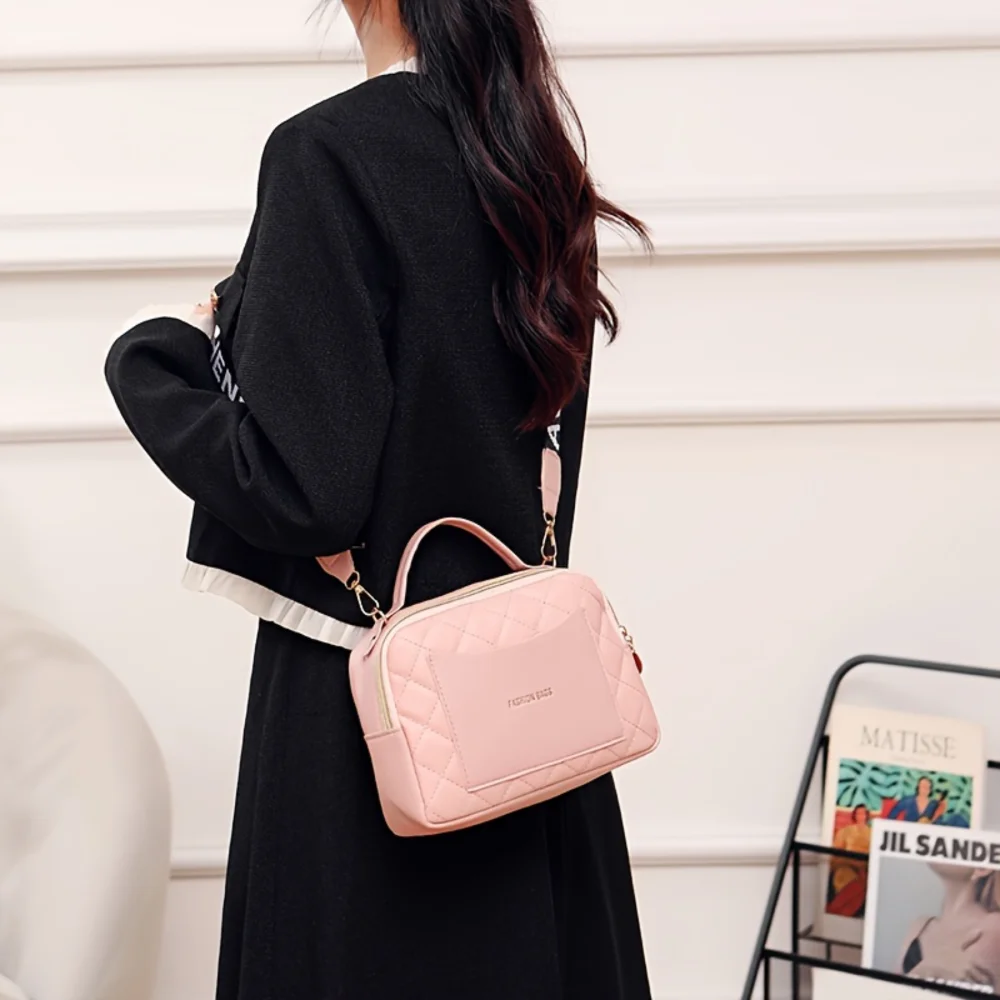 Argyle Quilted Women's Handbag, Fashionable Makeup Bag, Small Crossbody Bag for Women
Argyle Quilted Women's Handbag, Fashionable Makeup Bag, Small Crossbody Bag for Women