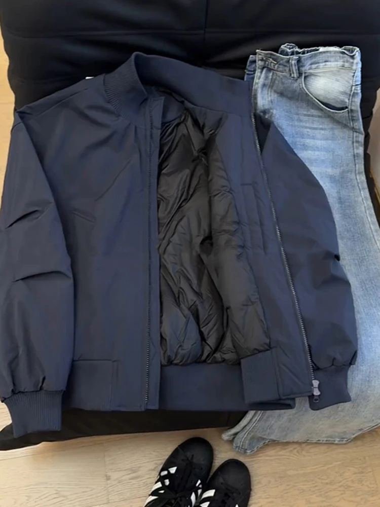 American Sle ort Thiened Quilted Jaet Men's Winter Outerwear Polyester Fiber Warmth Stand Collar Flight Coat
American Sle ort Thiened Quilted Jaet Men's Winter Outerwear Polyester Fiber Warmth Stand Collar Flight Coat