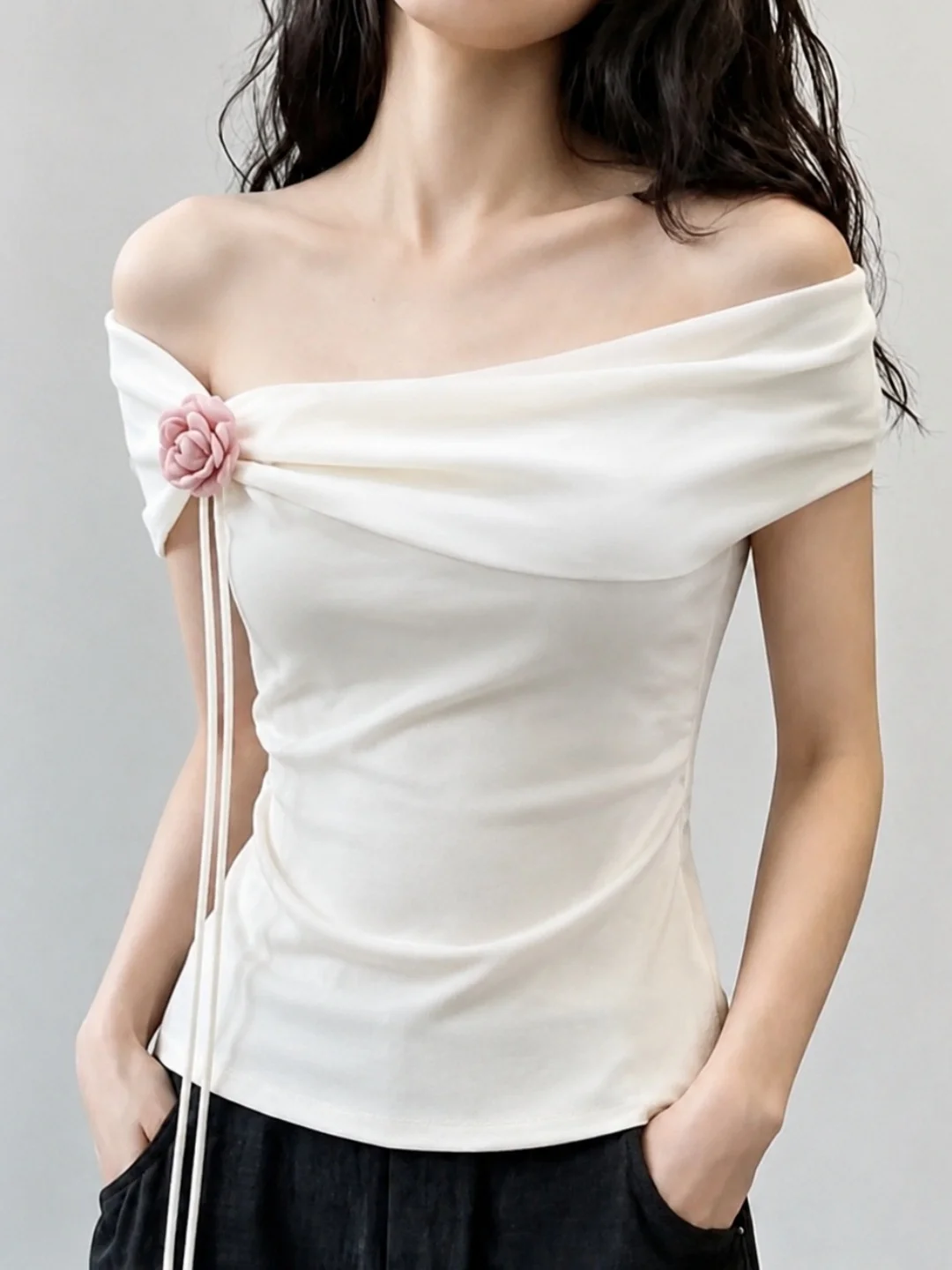 Fashionable One-Shoulder Short-Sleeve Top Comfortable Gentle Stylish Summer Slimming Women's T-Shirt Sexy Style Straight Cut
Fashionable One-Shoulder Short-Sleeve Top Comfortable Gentle Stylish Summer Slimming Women's T-Shirt Sexy Style Straight Cut