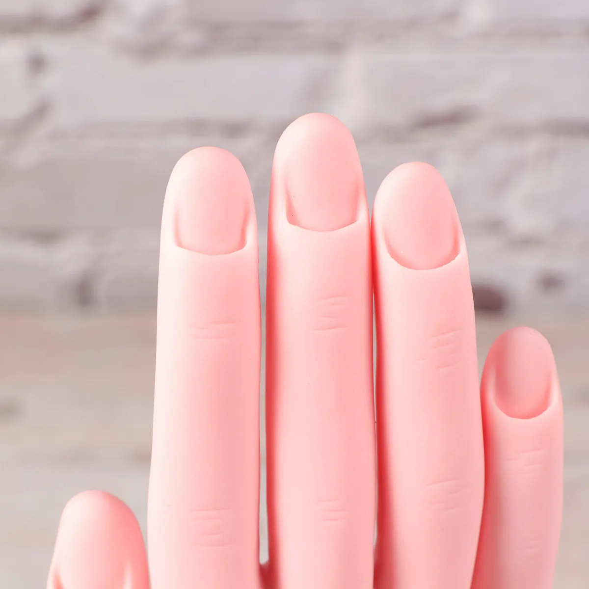2Pcs Manicure Practice Fake Hand Reusable Lightweight Nail Art Training Hand Pluggable Nail Tip Display Perfect for Beginners
2Pcs Manicure Practice Fake Hand Reusable Lightweight Nail Art Training Hand Pluggable Nail Tip Display Perfect for Beginners